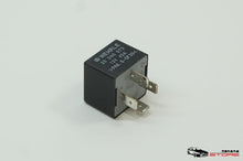 141-951-253-B-M206__141-951-253-B-M206